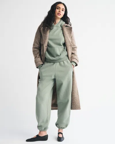 Abercrombie & Fitch High Rise Sunday Baggy Sweatpant In Black