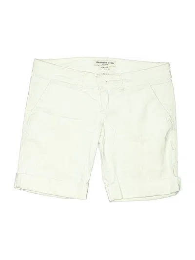 Pre-owned Abercrombie & Fitch Khaki Shorts In Green