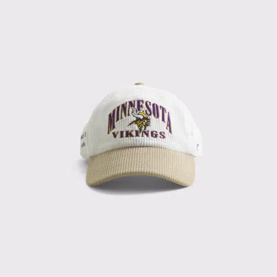 Abercrombie & Fitch Minnesota Vikings '47 Clean-up Hat In White