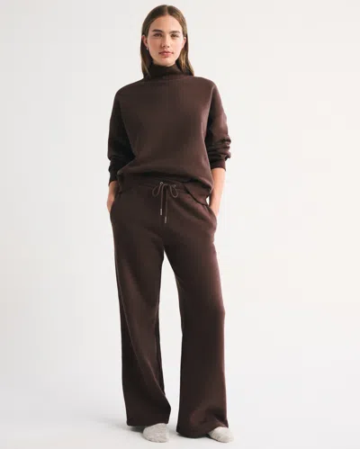 Abercrombie & Fitch Sunday Wide Leg Sweatpant In Brown