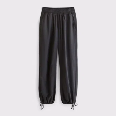 Abercrombie & Fitch Ypb Motiontek Convertible Balloon Pant In Brown