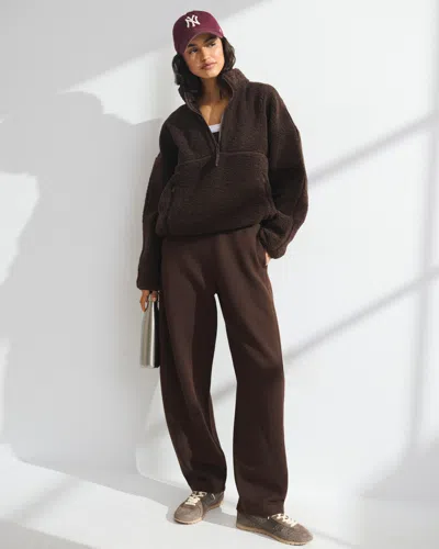 Abercrombie & Fitch Ypb Neoknit Soft On The Go Barrel Leg Sweatpant In Burgundy