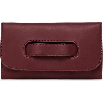 Able Mare Handle Clutch In Burgundy
