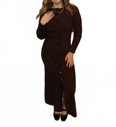 Able Pleated Split Dress In Burgundy In Brown