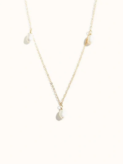 Able Triple Pearl Necklace In Goldilled
