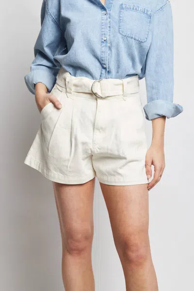 Able Wanda Short In Natural In White