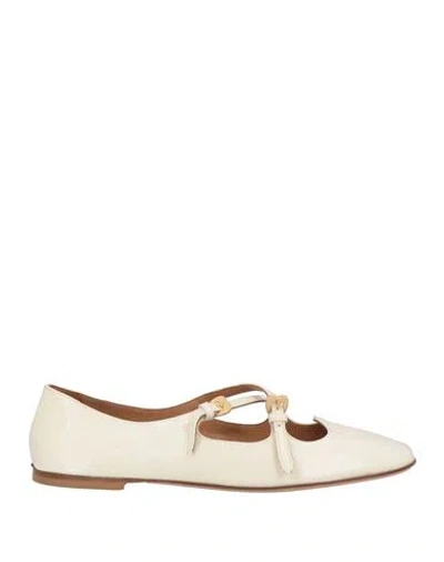 A.bocca A. Bocca Woman Ballet Flats Ivory Size 7 Leather In White