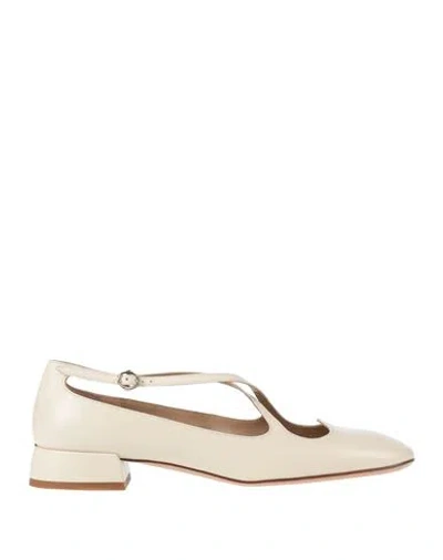 A.bocca A. Bocca Woman Pumps Ivory Size 9 Leather In White