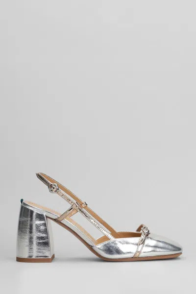 A.bocca Pumps