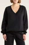 Abound Fleece V-neck Sweater In Black