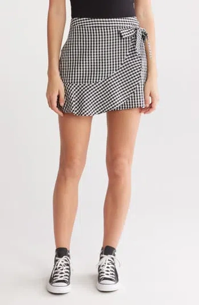 Abound Gingham Wrap Skort In Black