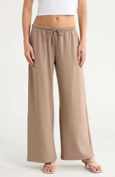Abound Loved Fleece Wide Leg Pants In Brown Trail