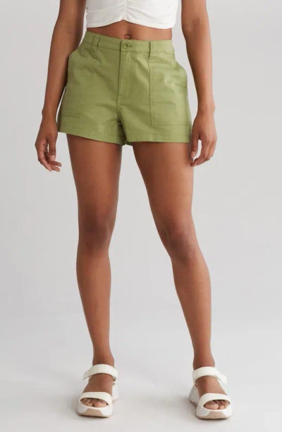 Abound Mid Rise Utility Shorts In Olive Fir