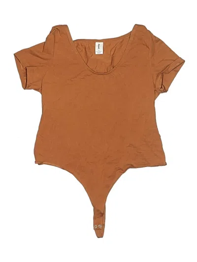 Pre-owned Abound Short Sleeve Top Brown Keyhole Neckline Tops