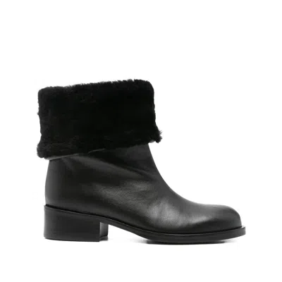 About Arianne Shoes