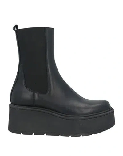 About Me Woman Ankle Boots Black Size 7 Calfskin