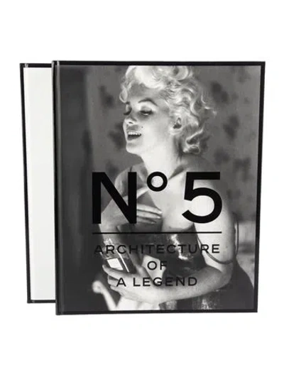 Pre-owned Abrams Chanel No. 5: Anatomy Of A Myth In Black/white
