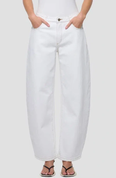 Abrand Barrel Leg Jeans In White