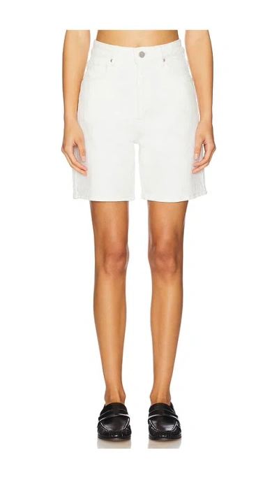 Abrand Carrie Short