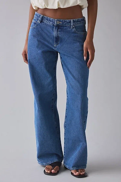 Abrand Jeans 99 Low-rise Baggy Jean In Molly Mid Blue, Women's At Urban Outfitters