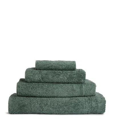 Abyss & Habidecor Super Pile Bath Sheet In Green