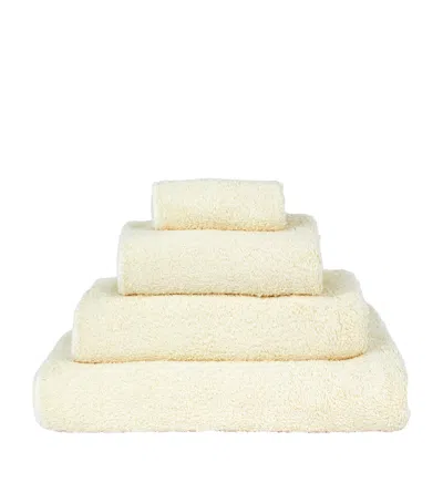 Abyss & Habidecor Super Pile Hand Towel In Beige