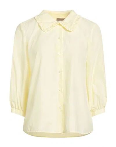 Academia Woman Shirt Pastel Yellow Size M Cotton
