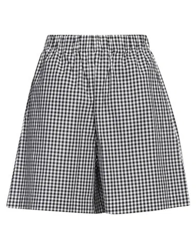 Academia Woman Shorts & Bermuda Shorts Black Size L Cotton