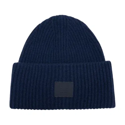 Acne Studios C40448-ahe Ribbed Wool With Logo Patch Beanie In Navy