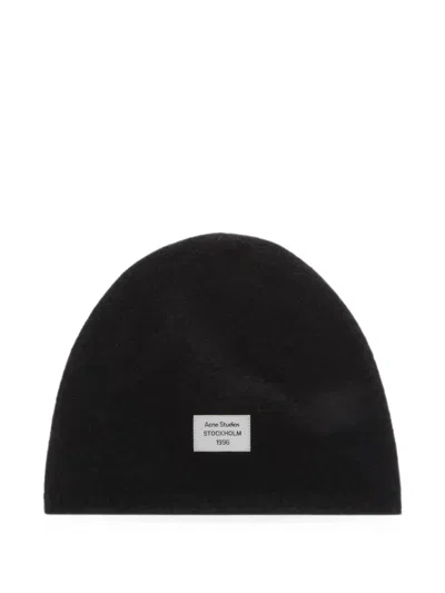 Acne Studios Cashmere Beanie With Logo In Black