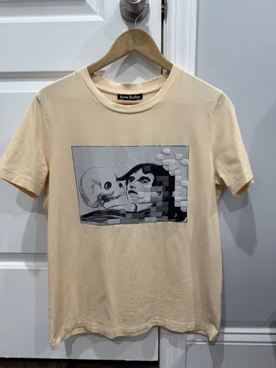 Pre-owned Acne Studios Embroidered Kiss Of Death Edvard Munch Tee In Sand