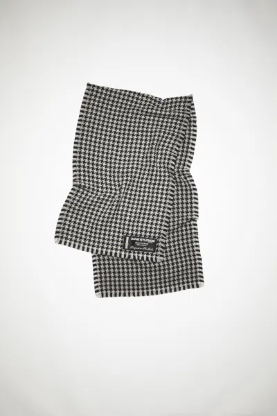 Acne Studios Houndstooth Wool Scarf In White,black