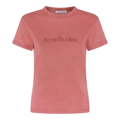 Acne Studios Logo Detailed Crewneck T-shirt In Red