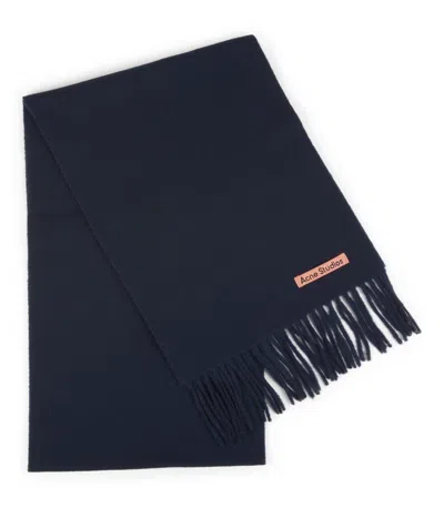 Acne Studios Logo Patch Fringed-edge Scarf In Blue