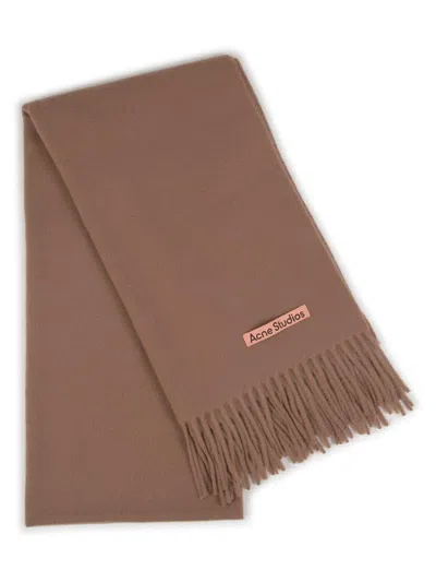 Acne Studios Logo-tag Frayed-edge Scarf In Brown