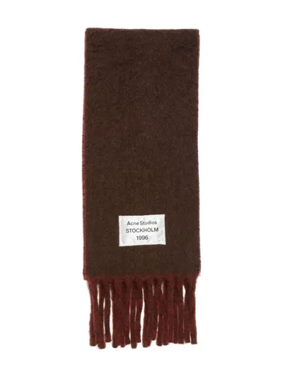 Acne Studios Two-tone Fringed Scarf In 褐色