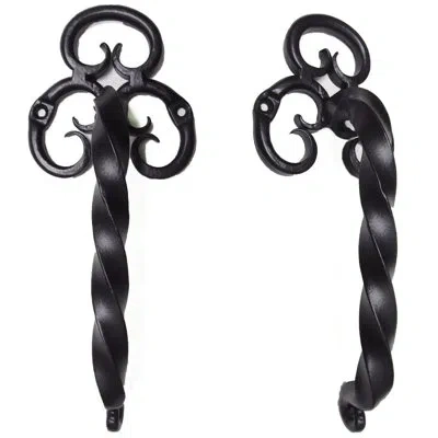 Acorn Twisted Fancy Door Pull In Flat Black