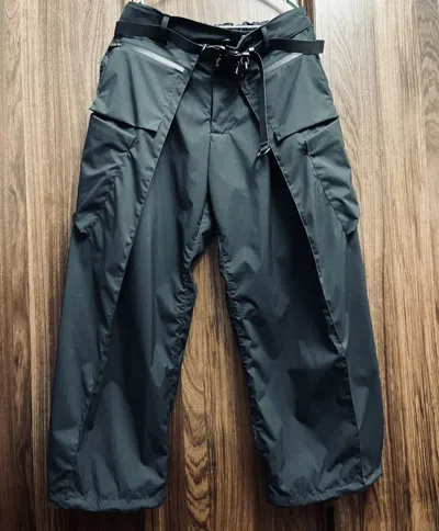 Pre-owned Acronym P45a-e In Black