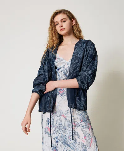 Actitude By Twinset Bomber Myfo En Jean À Fleurs In Blue