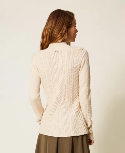 Actitude By Twinset Pull Col Montant Avec Torsades In Neutral