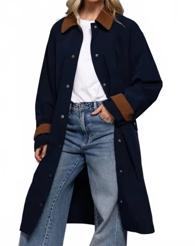 Active Basic Long Sleeve Contrast Collar Button Down Trench Coat In Navy In Blue