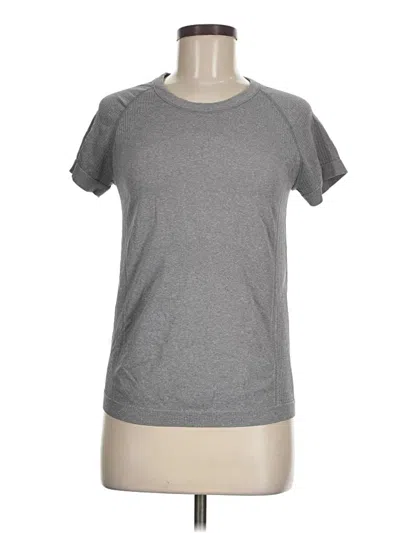 Pre-owned Active By Old Navy Active T-shirt In Gray