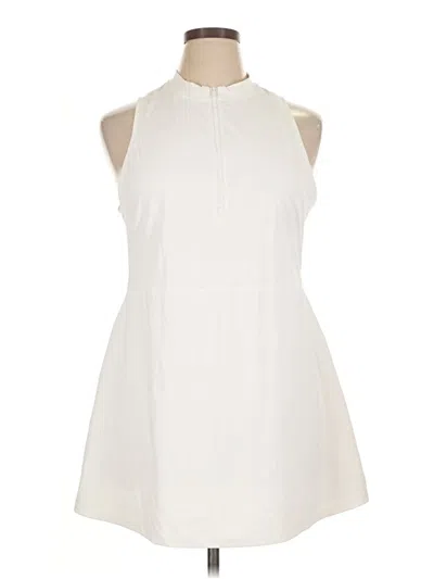 Pre-owned Active By Old Navy Casual Dress In White