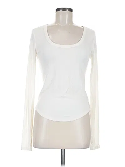 Pre-owned Active By Old Navy Long Sleeve T-shirt In Ivory