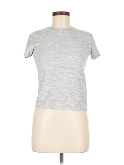 Pre-owned Active By Old Navy Short Sleeve T-shirt In Silver