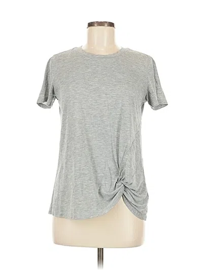 Pre-owned Active By Old Navy Short Sleeve T-shirt In Silver