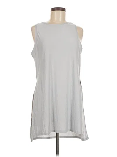 Pre-owned Active By Old Navy Sleeveless T-shirt In Silver