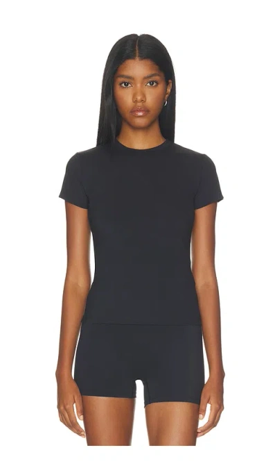 Adanola Ultimate Short Sleeve Top In Black