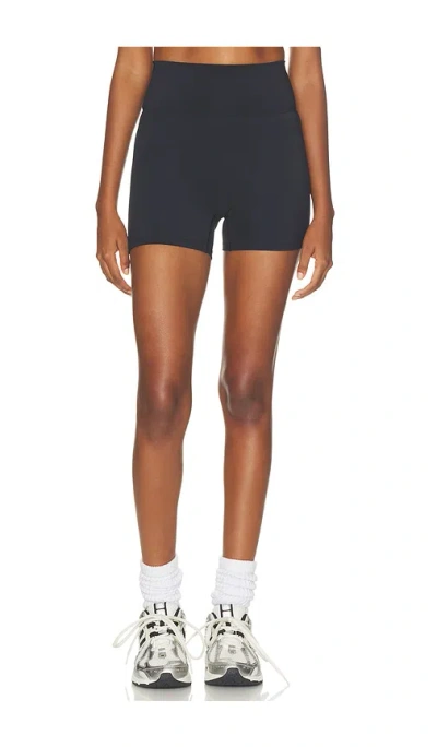 Adanola Ultimate Ultra Crop Shorts In Black