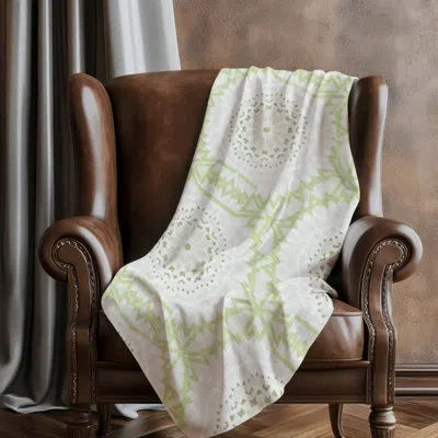 Addison Rugs Addison Machine Washable Sherpa Asb619 Circles Throw Blanket In White